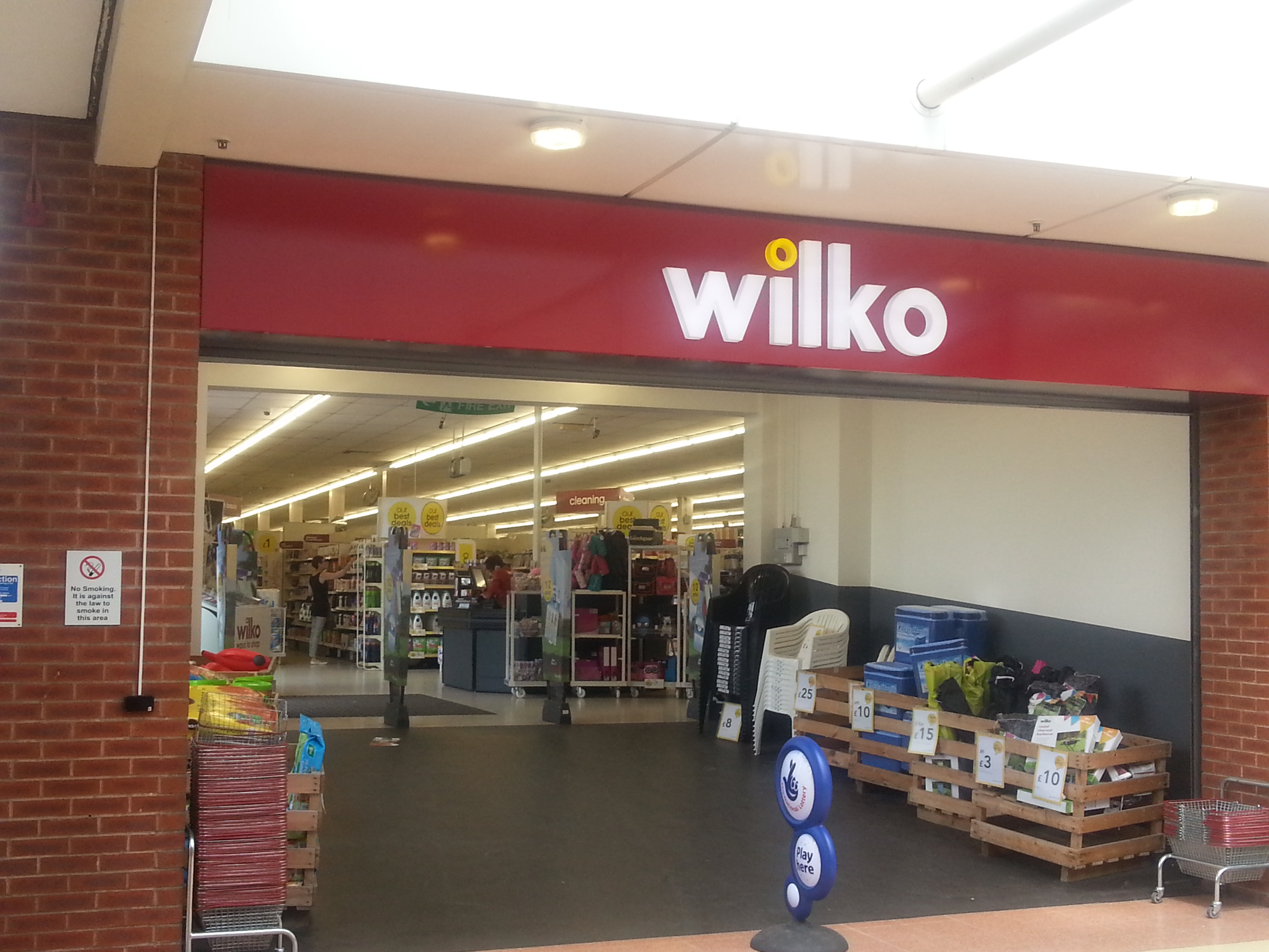 Wilko Shop Front Cockhedge Shopping Centre